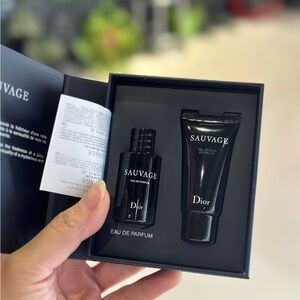 Dior Sauvage Grooming set of 10ml scent +20ml shower gel New in box! Best gift